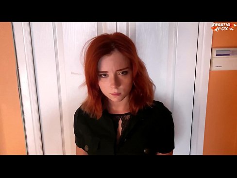 ❤️ Mühafizəçi oğurluğa görə yaraşıqlı qadını cəzalandırdı - Ağızda Cum ❌ Evdə hazırlanan porno bizdə